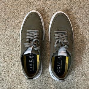 Men’s grand pro rally canvas court sneaker